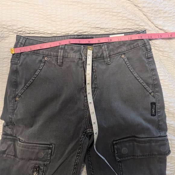 W28/L29 Silver Skinny Cargos in Grey - Picture 6 of 10